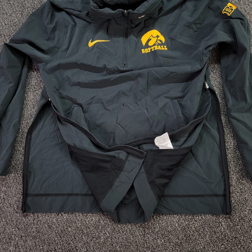 Iowa Hawkeyes Pullover Adult M Black Nike Coaches Jacket Softball Hooded 1/4 Zip - Image 4 of 4
