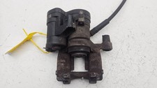 5Q0615405 BREMSZANGE HINTEN LINKS / 2562642 FÜR AUDI Q2 GAB BASIC 116 CV / 85
