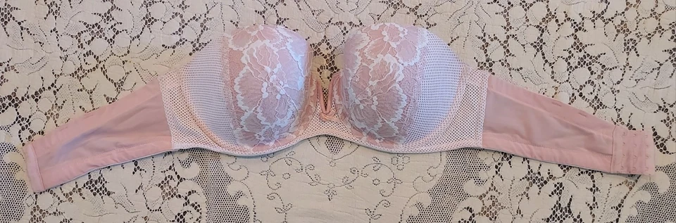 Sujetador sin tirantes Cacique rosa encaje ligeramente forrado 40DD con aros excelente estado Foto 4 de 4