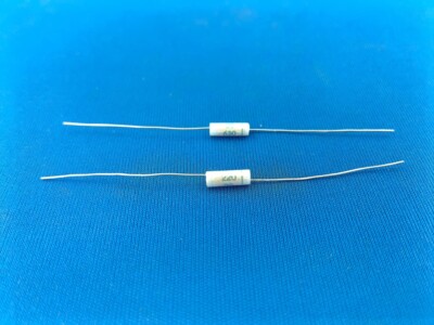2 x 0.22nF (220pF) 630V Styroflex Polystyrene Axial capacitors NEW