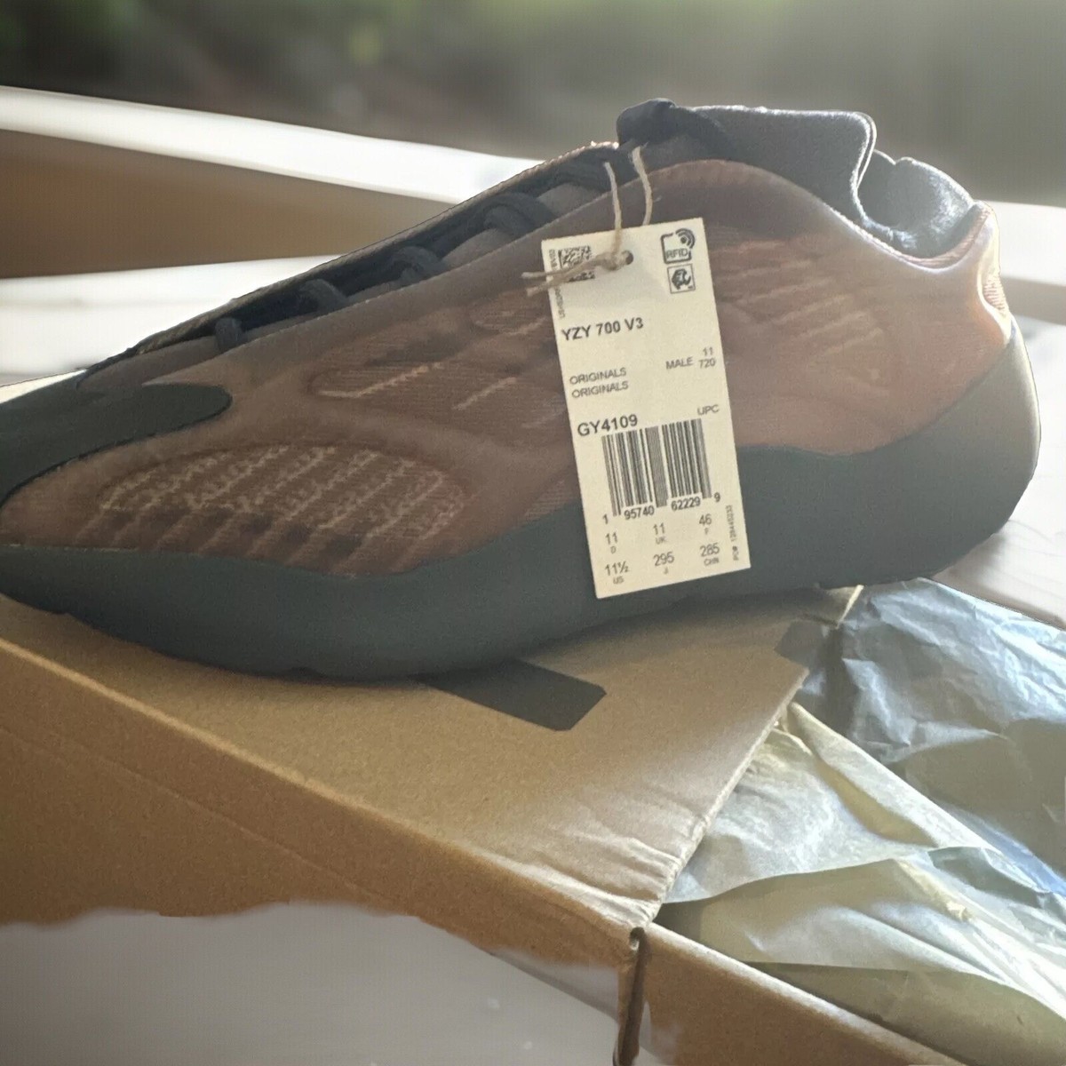 Adidas Yeezy 700 V3 Copper Fade Brand New Men’s 11.5 Shop | Mens adidas Yeezy 700 V3  main image 2