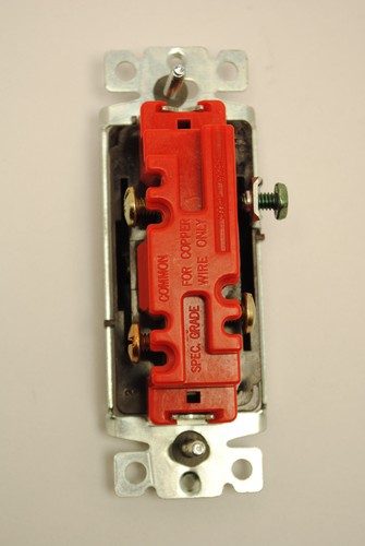 GE 3823-1 Brown 3-Way Decora Rocker Switch 20Amp 120/277 Volt Grounding - Picture 3 of 4