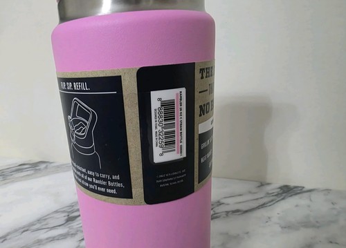 YETI Rambler 26oz 760ml Water Bottle Straw Cap Power Pink - Picture 3 of 3
