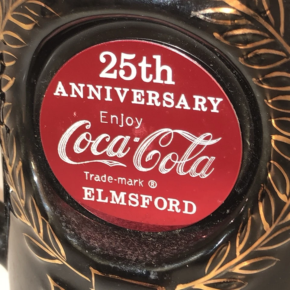Taza vintage Coca-Cola 25 aniversario Elmsford cerámica negra piedra laurel dorado Foto 2 de 4