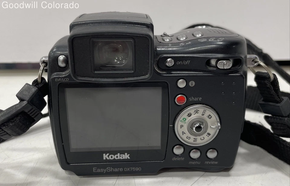 Kodak EasyShare DX7590 Digital Camera - Image 3 of 4