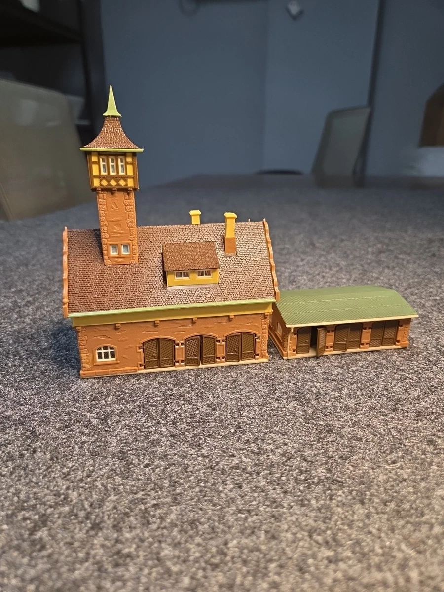 Vollmer N Scale Model Railroad Buildings, Tunnels & Bridges for