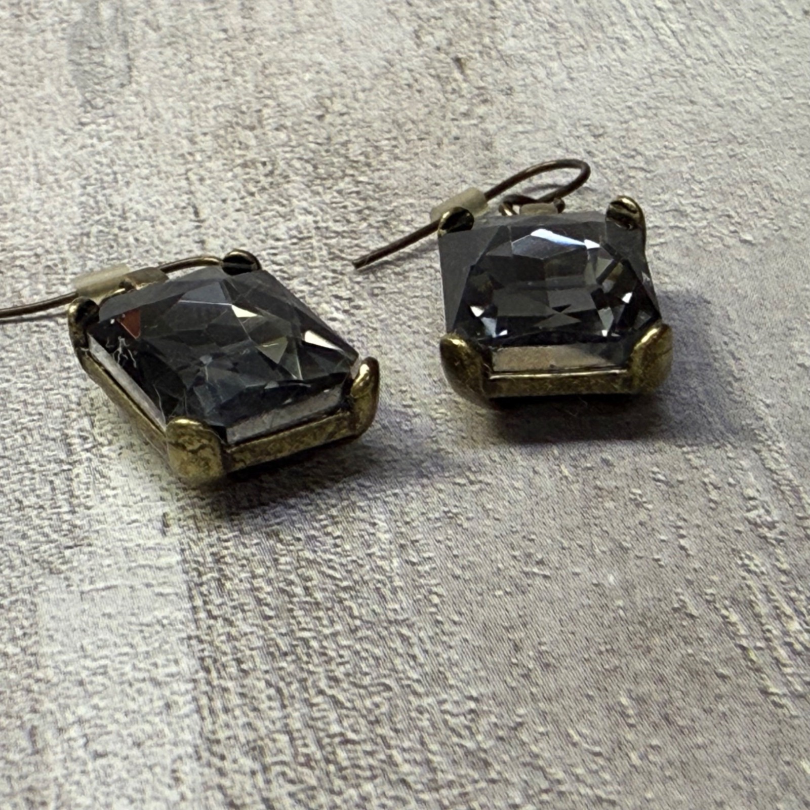 Vintage-Style Black Crystal Rectangular Dangle Ea… - image 8