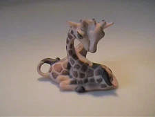 VINTAGE 1980'S MINIATURE BONE CHINA GIRAFFE COUPLE