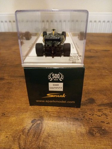 SPARK S3009 Lotus T127 #19 500th F1 GP European GP 2010 1/43 - Picture 8 of 13
