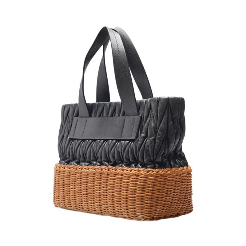 Borsa Miu Miu Nera Matelasse Napa Walker