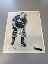 Price Reduced - 1945-1954 Quaker Oats Hockey Photo - Nick Metz