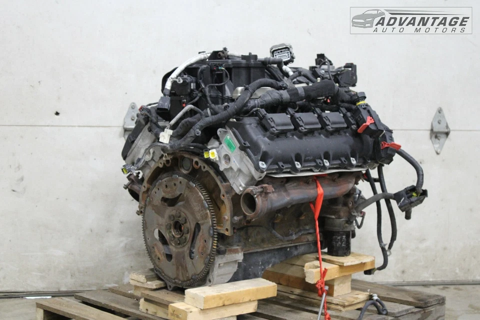 2018 DODGE RAM 1500 5.7L V8 OHV HEMI ENGINE MOTOR BLOCK 176K MDS VVT (EZH) OEM - Image 3 of 4