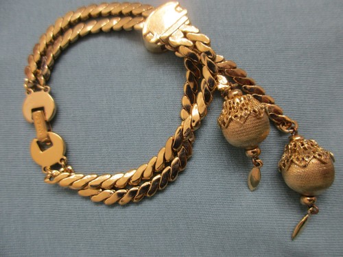 Vintage MONET Signed Gold Tone BOLERO LARIAT BALL TASSEL Bracelet Book Piece