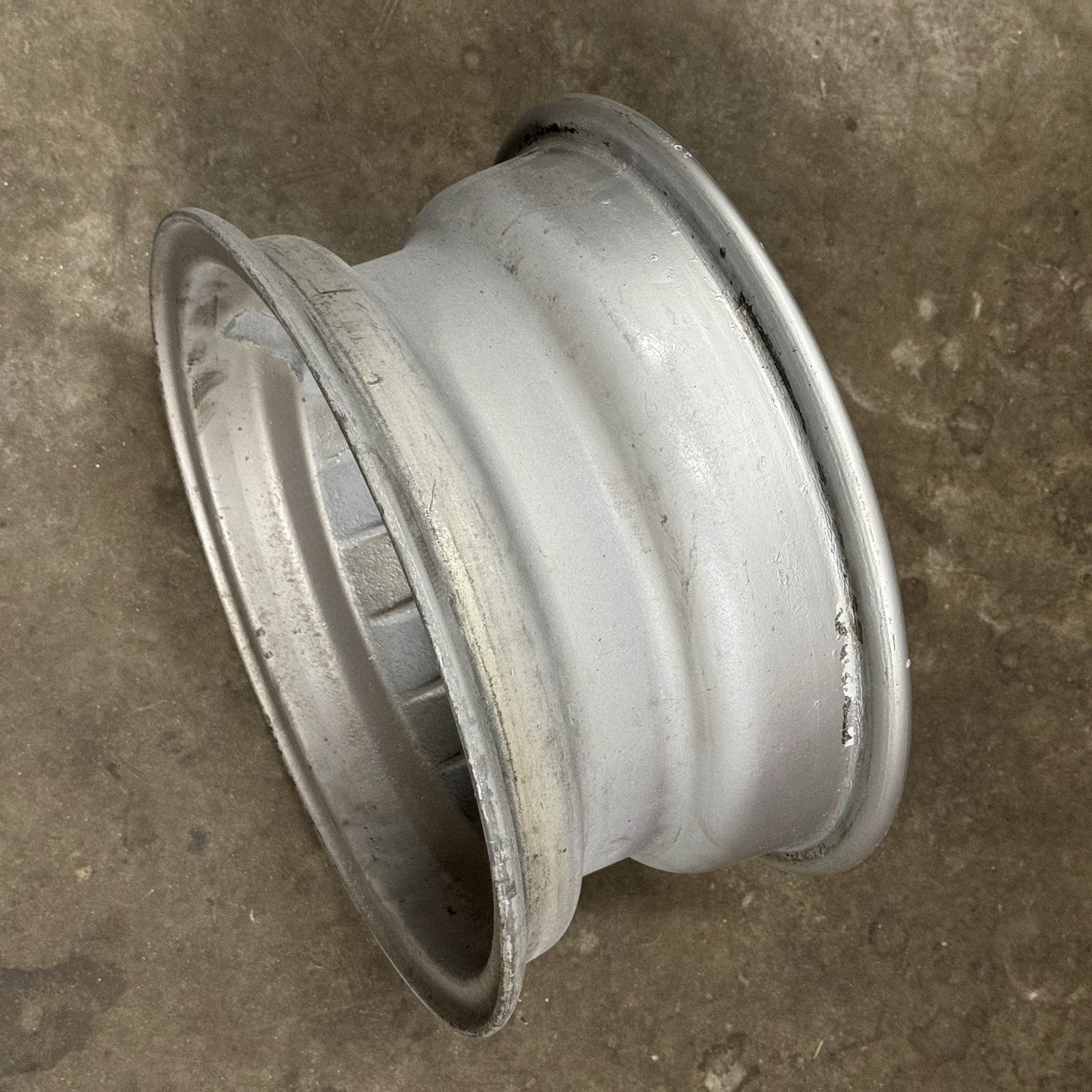 Ferrari 330 GT Magnesium Alloy Rim 15” Campagnolo 15x7 Wheel 72 Spline 40394