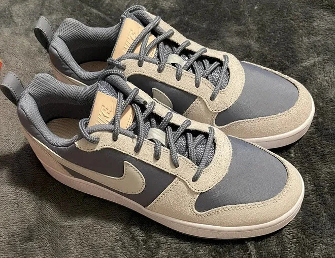nike borough adults