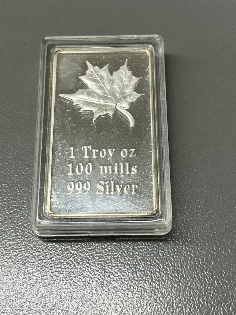 1 Ounce 999 Fine Silver 100 Mills Maple Leaf Collector Clad