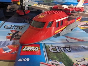 LEGO CITY Fire Plane 4209 Set 522 Pcs Complete Set Minifigures Box Instructions