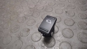 Schalter Spiegeleinklappen / Anklappen Ford Focus Turnier 1.6 Tdci DPF DA3/DB3