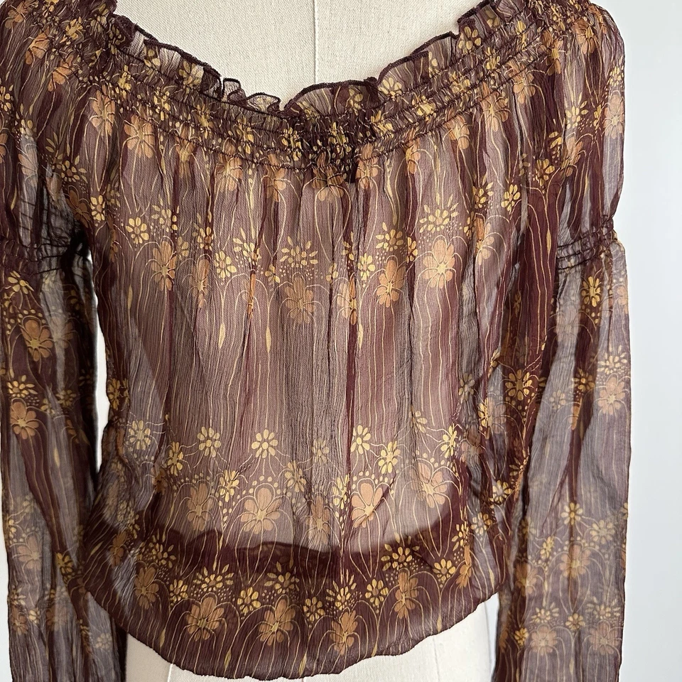 GUESS Women's Cropped Silk Chiffon Sheer Elastic Hem Bell Sleeves Size S Y2K - Image 4 of 4