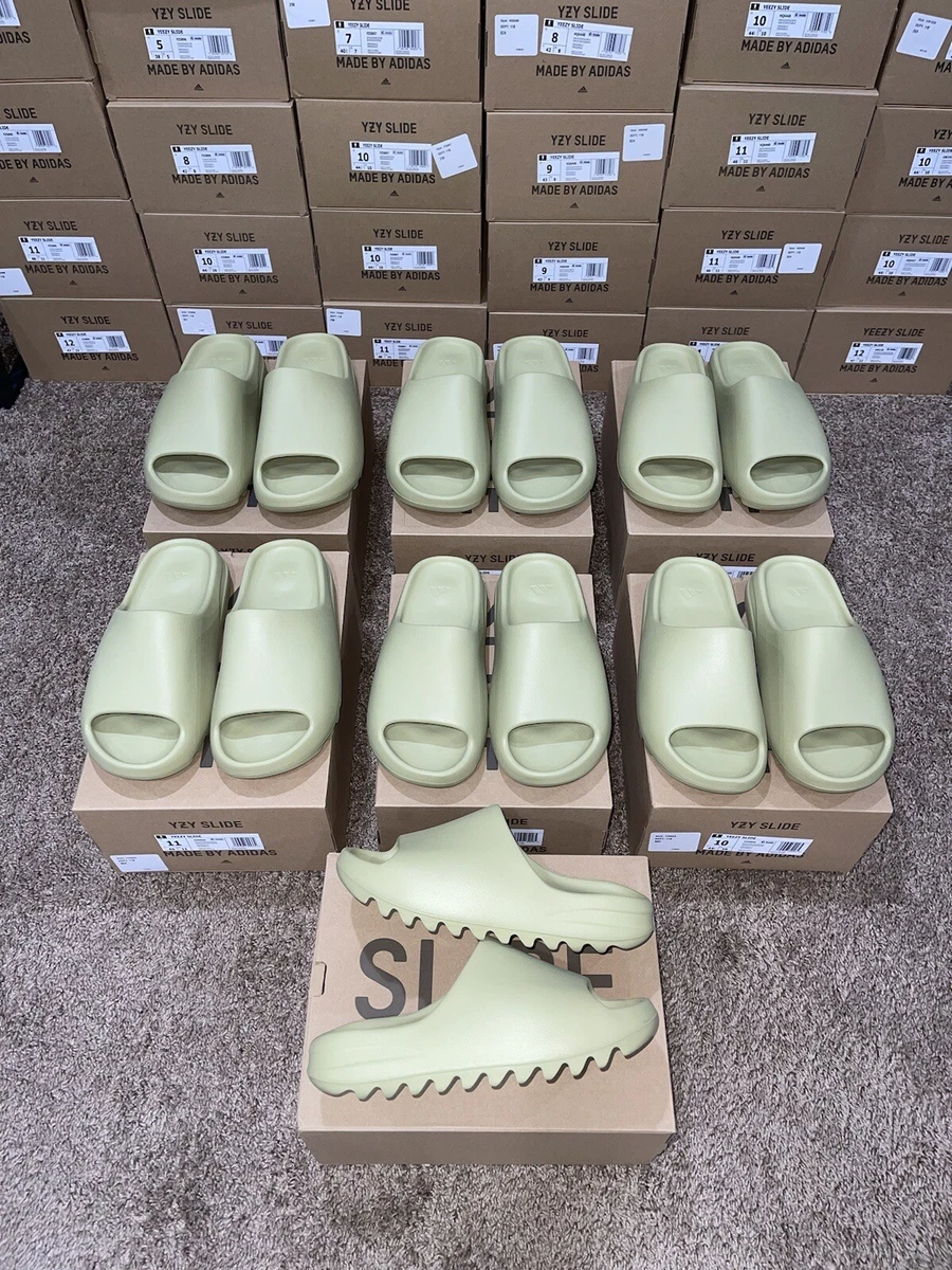 Yeezy slides outlet size 3