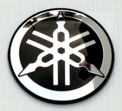ORIGINAL Yamaha-R1-MT07-MT09-TMAX-PVC EMBLEM-5cm-3D-Aufkleber-S/CHROM-50mm-LOGO