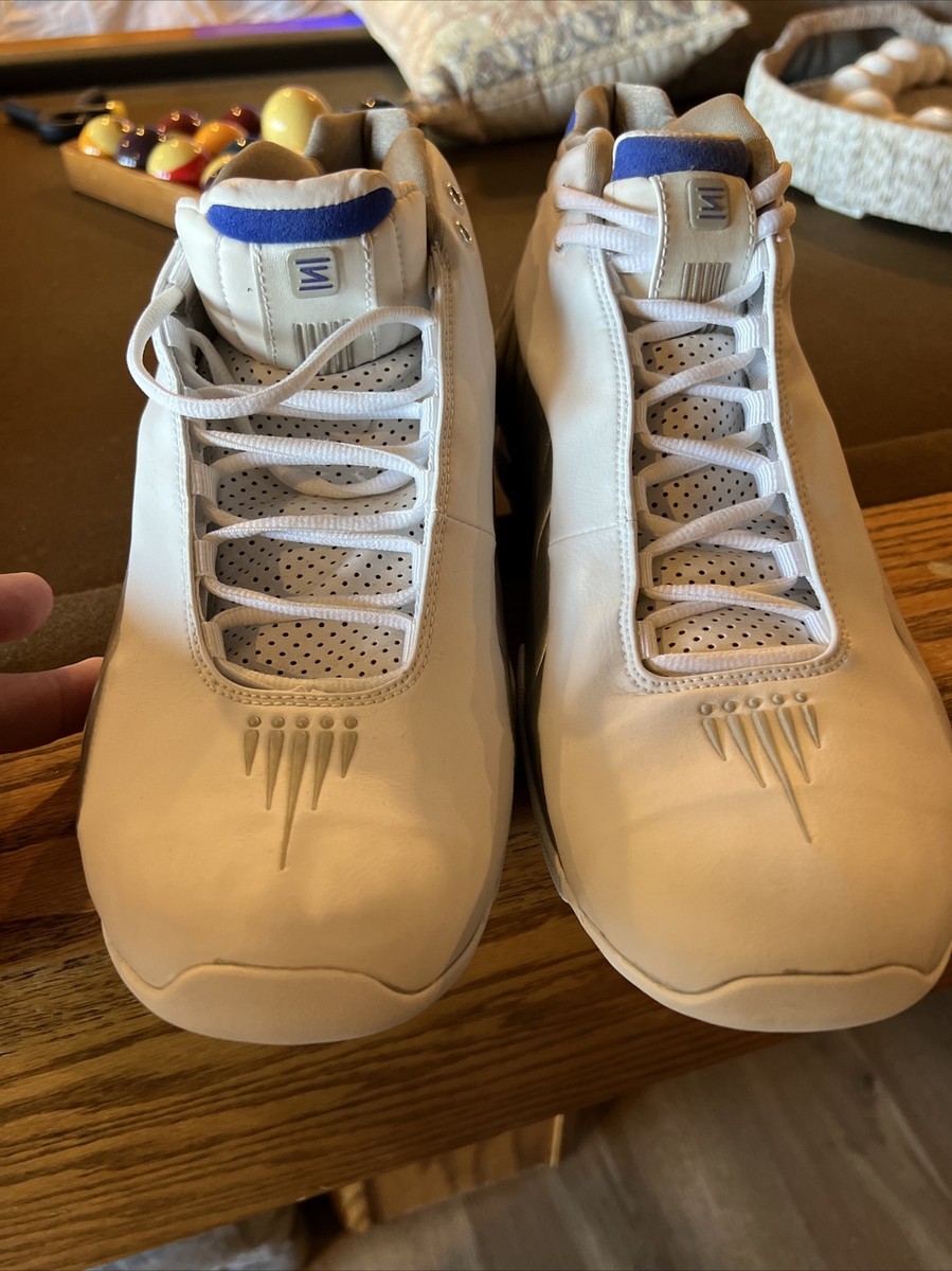 NIKE SHOX BB4 QS QUICKSTRIKE 
