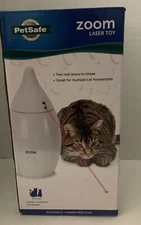 PetSafe ZOOM Rotating Interactive Laser Cat Toy PTY00-16494 & Pop N Play Toy