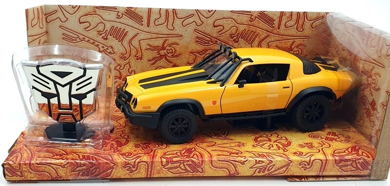 Jada 1/24 Scale Diecast 34263 - Transformers 1977 Chevrolet Camaro Bumblebee - Image 3 of 4