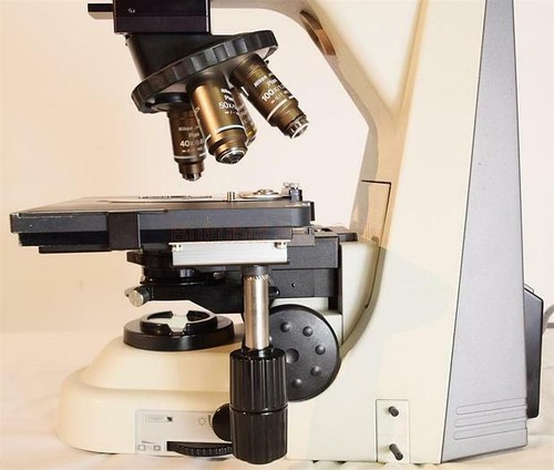 Eclipse 50i Research Microscope with 4 Objectives 10X, 40X, 50X, 100X - Picture 9 of 12