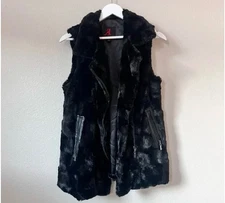 New Adrienne Landau Reversible Quilted Rabbit Vest Size M Retail $400