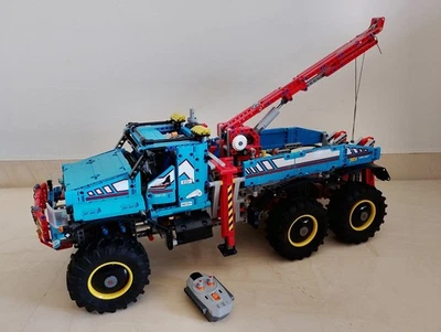 LEGO Technic 42070 6x6 All Terrain Tow Truck