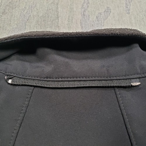 Predator Jacket Womens Medium Black Soft Shell Fitted Outdoors Zip Up - Picture 9 of 15