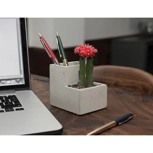 Concrete Square Flower & Plant Pots, Baskets & Window Boxes