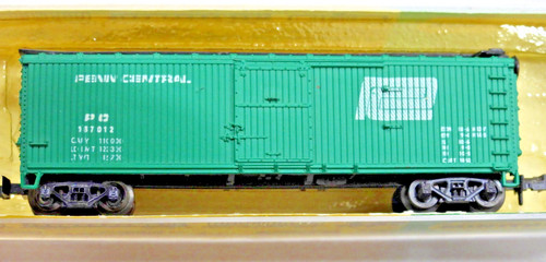Minitrix Escala N Modelo Tren 3192 Penn Central Box Car en Estuche Original | Condition: Used