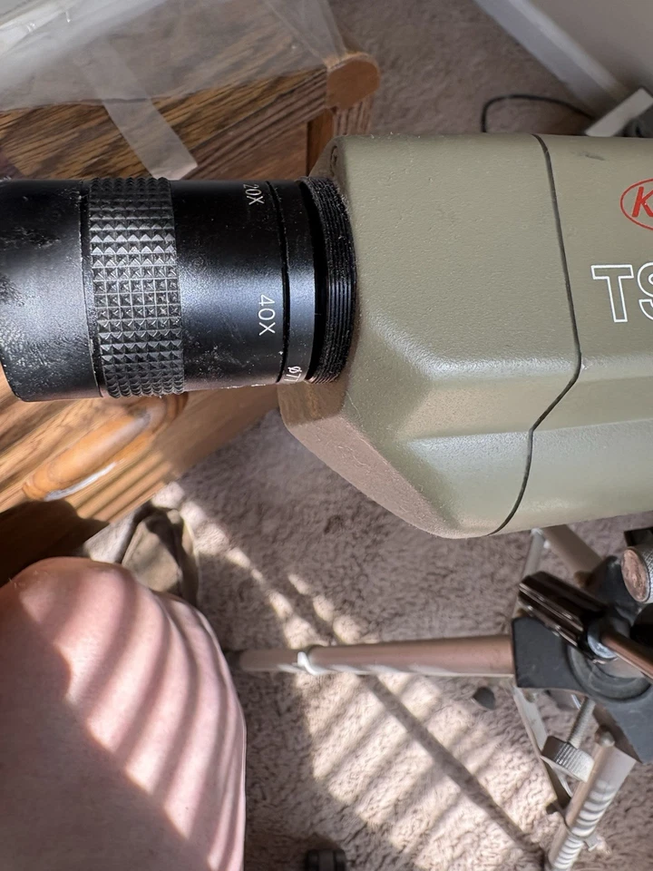 Telescopio moderno Kowa TSN-2 con lente gran angular 30X Foto 4 de 4