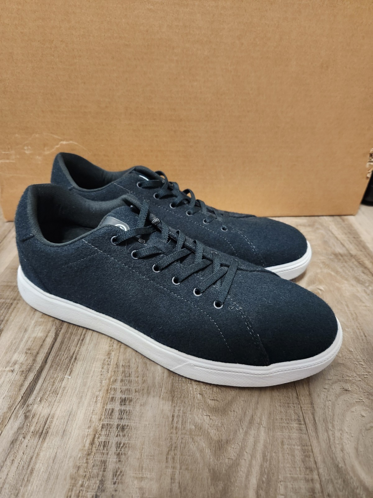 Peter Millar Drift Performance Wool Sneaker 10.5 … - image 2