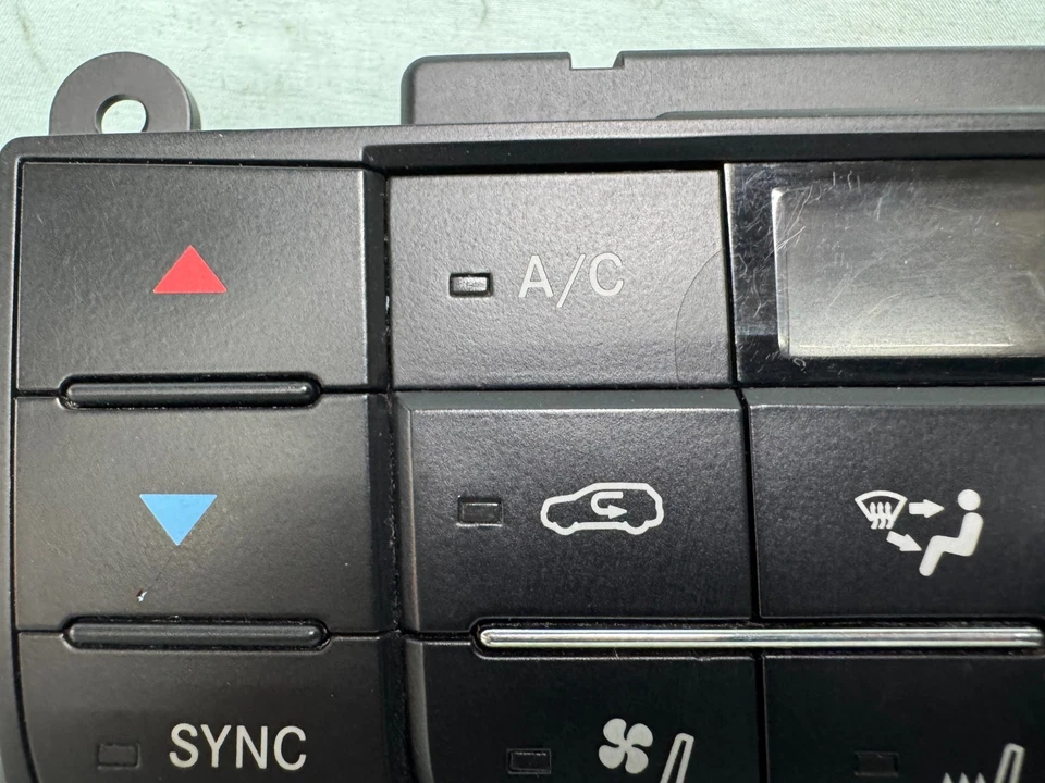 Dodge Durango 2011-2013 control digital temperatura climática temperatura calor 68088603AL Foto 2 de 4