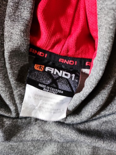 Youth And1 Size 2XL (18-20) Silver Light Gray Red Hoodie Pull Over Pockets - Picture 3 of 4