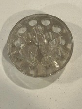 Ancienne grenouille fleurie en verre transparent diamètre 3 1/2" hauteur 2" - 16 trous