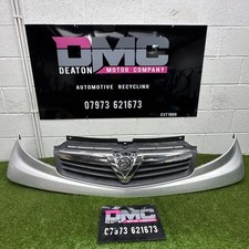VAUXHALL VIVARO RENAULT TRAFIC BUMPER CENTRE GRILLE 06-14/SILVER GOOD CONDITION 