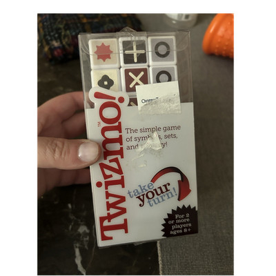 Twist On Games Twizmo Family Game Symbols 2+ Players 8+ No Batteries 2013