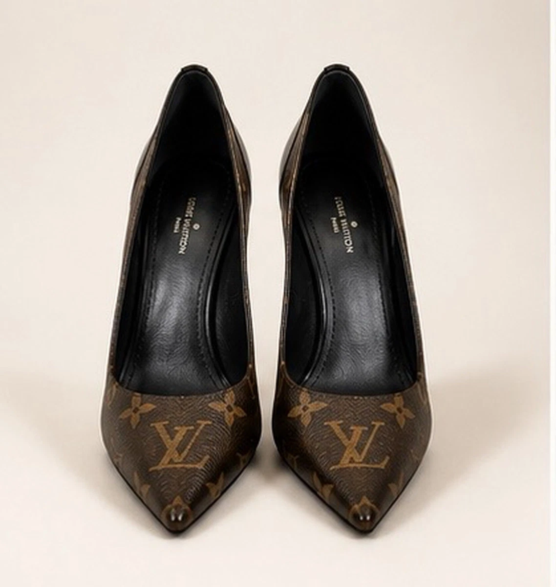 Louis Vuitton Patent Leather High (3-3.9 in) Heel Height Heels for