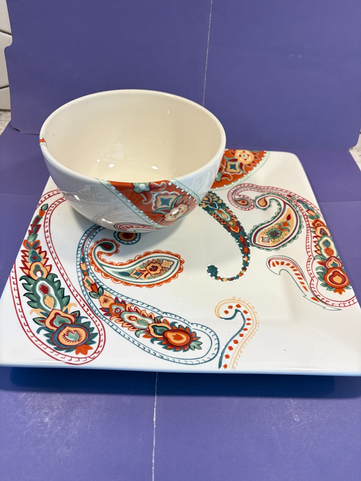 Tabletops Gallery MISTO MULTI PAISLEY Square Dinner Plate and Soup/Cereal Bowl