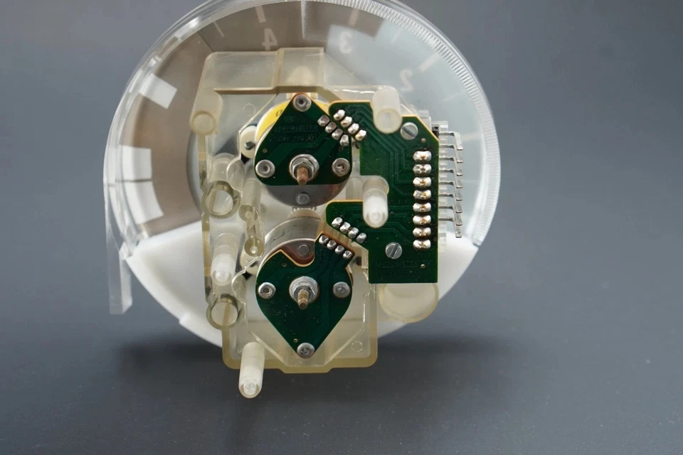 Cuadro de instrumentos OEM BMW E30 7K RPM tacómetro 325i 325is N.º de parte: 62131377353 Foto 4 de 4