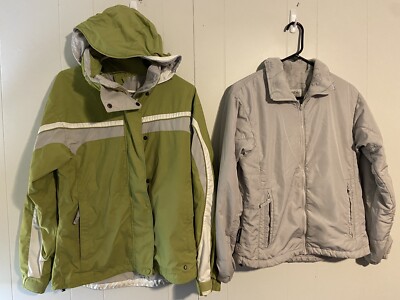 Columbia Women's Medium Core Interchange in Jacket Green