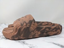 New Adidas Men's ADILETTE 22 SLIDES Sandals Clay Strata / Earth Strata HP6518