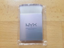 NYX | Holographic Halo Brush | Puder- und Cre...