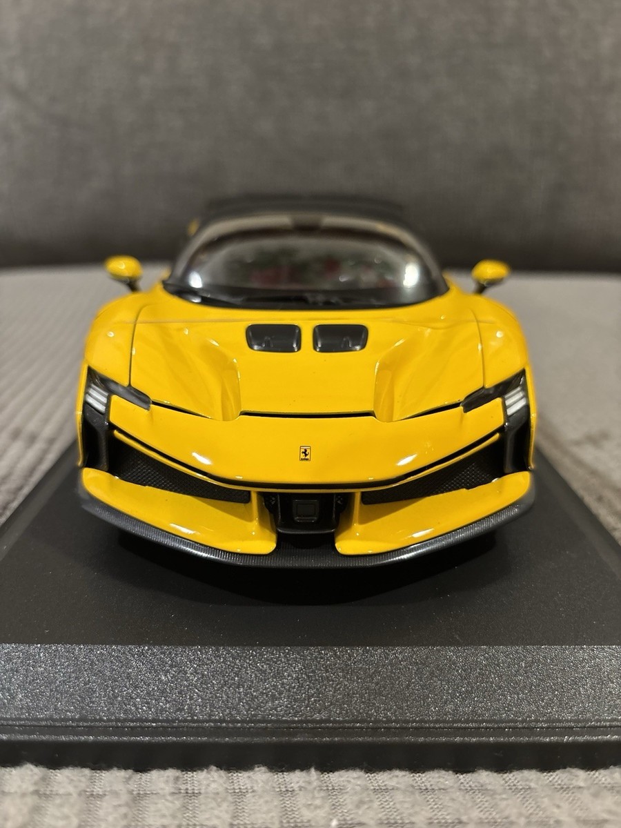 1/18 Bburago 2024 Ferrari SF90XX Stradale Giallo Modena Yellow