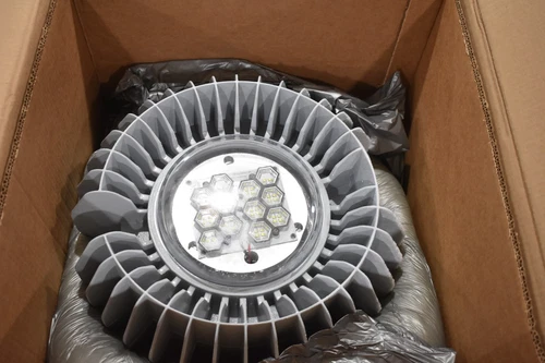 EMERSON APPLETON MLEDN25P5BU MERCMASTER LED FIXTURE HOUSING 250W 120-277V 60HZ