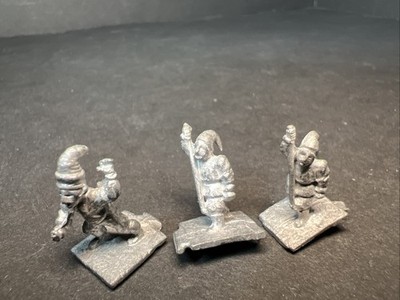 Minifigs VFW7 Three Pixies Spear (2) Knife Replacement Figures. -Read